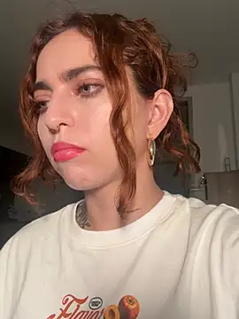 imhelena online show from January 2026 12:01:02 AM