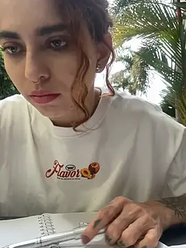 imhelena online show from January 2026 10:25:01 PM