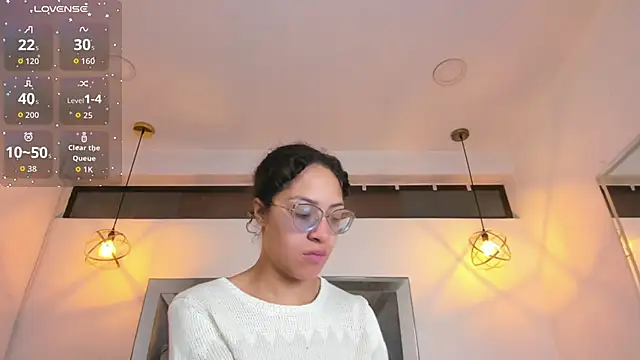 Hanna Cornee  online show from January 2026 12:43:02 PM