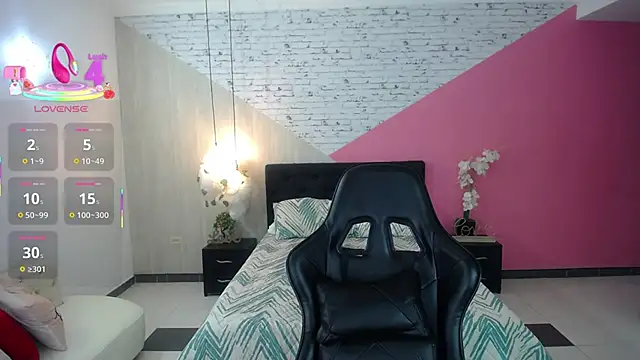 Snapshot of sophia_brunette_ chatting on September 2025 12:21:02 PM sophia brunette online show from September 2025 12:21:02 PM