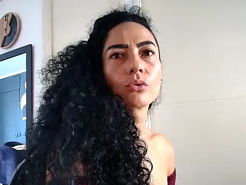 Koral369 online show from June 2026 05:37:02 PM