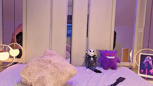 VesperVelvet online show from October 2025 08:43:02 PM