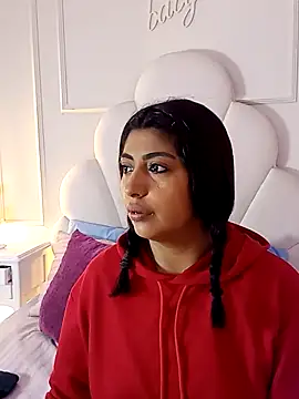 Snapshot of Kaylachannell chatting on November 2025 03:34:01 AM Kaylachannell online show from November 2025 03:34:01 AM