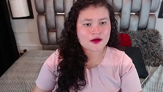 Madison Copers online show from April 2026 12:09:02 AM