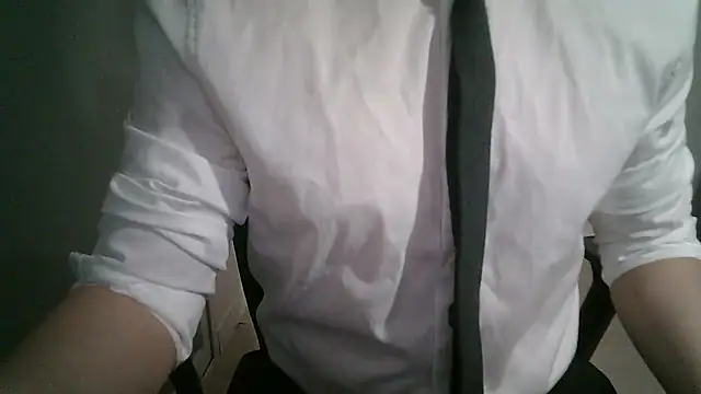 111owo111 online show from April 2026 12:14:02 PM