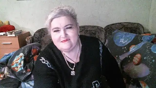 Lana555 online show from April 2026 07:39:01 PM