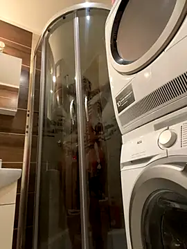 Snapshot of Piggiteablacktea chatting on November 2025 05:24:02 PM Piggiteablacktea online show from November 2025 05:24:02 PM