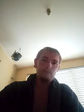 Snapshot of piercingpik chatting on October 2025 02:40:01 PM piercingpik online show from October 2025 02:40:01 PM