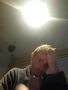 Snapshot of piercingpik chatting on October 2025 08:41:02 PM piercingpik online show from October 2025 08:41:02 PM