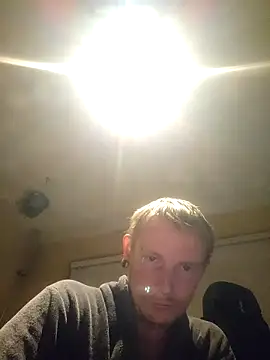 piercingpik online show from May 2026 10:16:02 PM