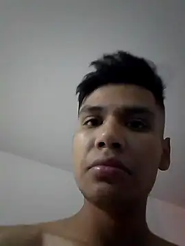 iRusx online show from October 2025 05:46:02 PM