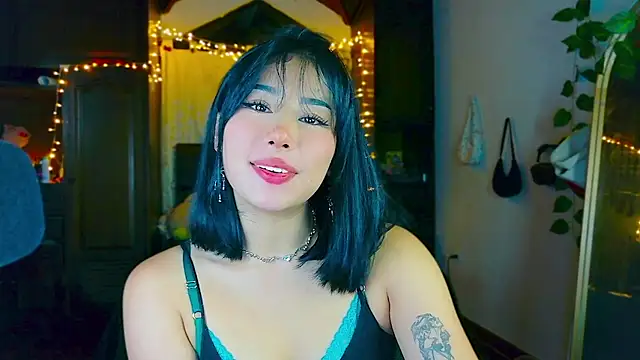 Shisuku Sophi online show from April 2026 01:14:02 AM