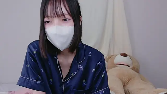 Azusa 128 online show from November 2025 10:48:01 AM