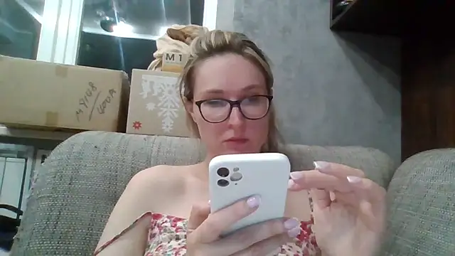 Snapshot of Jugira chatting on May 2026 09:10:02 PM Jugira online show from May 2026 09:10:02 PM