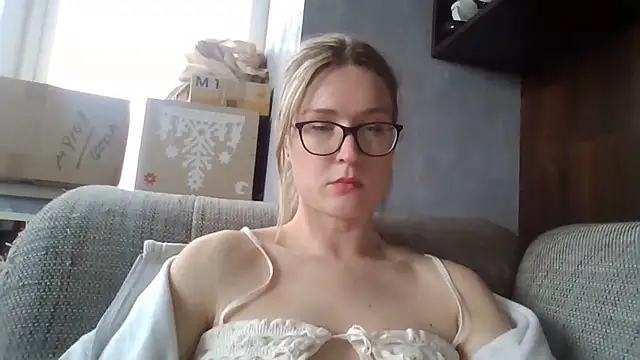 Snapshot of Jugira chatting on May 2026 12:47:02 PM Jugira online show from May 2026 12:47:02 PM