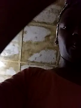 Snapshot of RFeltomWhitJ chatting on September 2025 01:51:02 AM RFeltomWhitJ online show from September 2025 01:51:02 AM