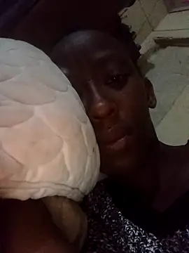 Snapshot of RFeltomWhitJ chatting on October 2025 10:12:02 PM RFeltomWhitJ online show from October 2025 10:12:02 PM