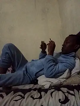 Snapshot of RFeltomWhitJ chatting on October 2025 03:23:02 PM RFeltomWhitJ online show from October 2025 03:23:02 PM