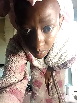 Snapshot of RFeltomWhitJ chatting on November 2025 05:19:01 AM RFeltomWhitJ online show from November 2025 05:19:01 AM