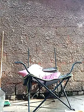 Snapshot of RFeltomWhitJ chatting on December 2025 03:30:02 PM RFeltomWhitJ online show from December 2025 03:30:02 PM