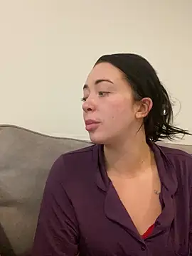 ItsCOCOx online show from September 2025 03:54:01 AM