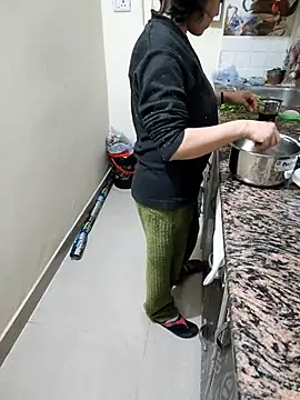 Pihu Chopra online show from February 2026 01:53:02 PM