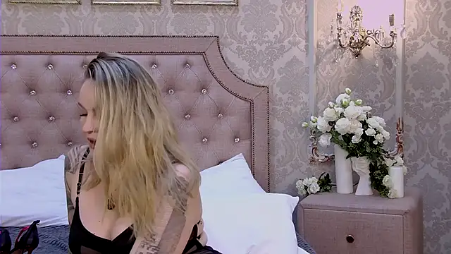 Kate Storm online show from September 2025 04:16:01 AM