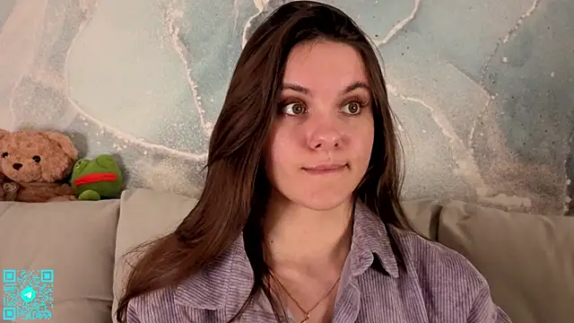chloemilka online show from April 2026 05:10:02 PM