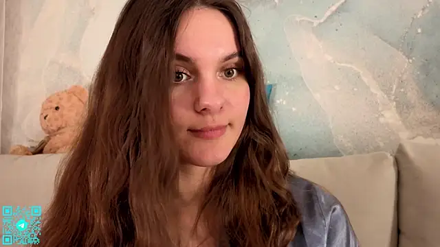 chloemilka online show from May 2026 05:18:01 PM