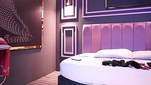 Snapshot of Roma_hells chatting on September 2025 06:46:02 PM Roma hells online show from September 2025 06:46:02 PM