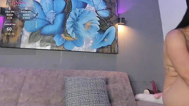 elizabeth lamer online show from March 2026 12:32:02 AM