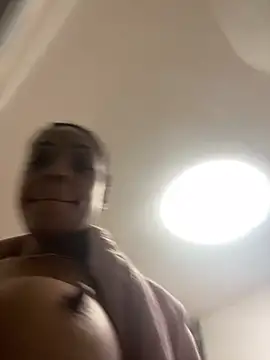 Snapshot of zipriangel chatting on April 2026 08:41:02 AM zipriangel online show from April 2026 08:41:02 AM