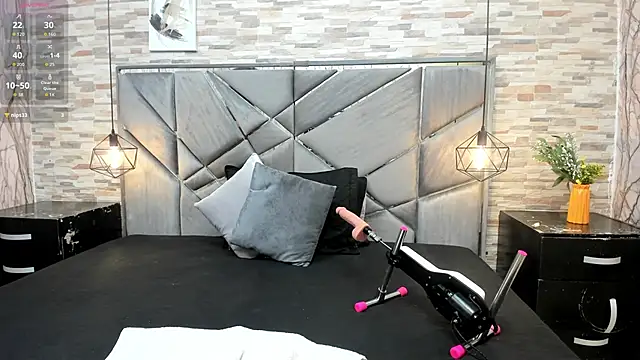 Snapshot of MELODY_FIRE_ chatting on November 2025 02:28:01 PM MELODY FIRE online show from November 2025 02:28:01 PM