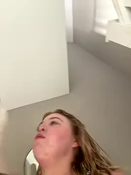 Snapshot of KaylaTrudi chatting on September 2025 08:19:01 AM KaylaTrudi online show from September 2025 08:19:01 AM