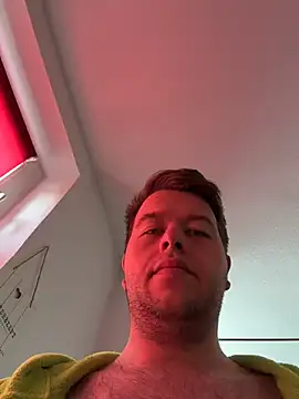 Lars2306 online show from June 2026 07:33:01 AM