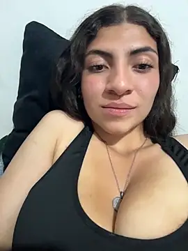 Snapshot of arieel__722 chatting on December 2025 04:18:02 AM arieel 722 online show from December 2025 04:18:02 AM