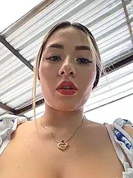 Natasanz online show from May 2026 07:30:02 PM