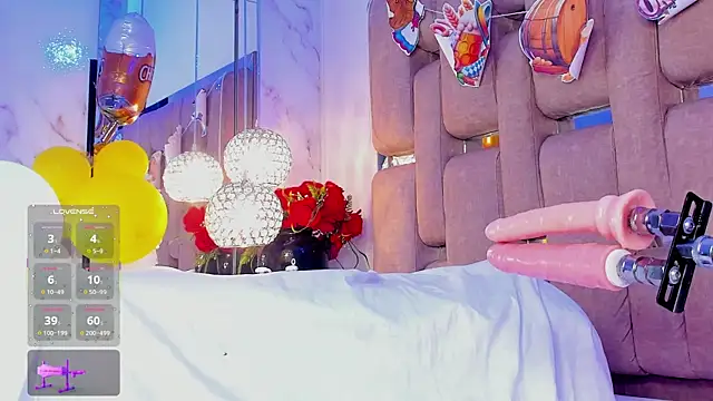 NinaCapelli online show from September 2025 04:28:02 AM