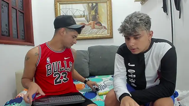 Snapshot of DavilANDkevin2 chatting on September 2025 02:17:01 AM DavilANDkevin2 online show from September 2025 02:17:01 AM