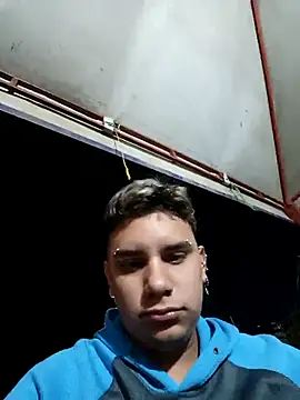 Snapshot of DavilANDkevin2 chatting on October 2025 11:21:02 PM DavilANDkevin2 online show from October 2025 11:21:02 PM