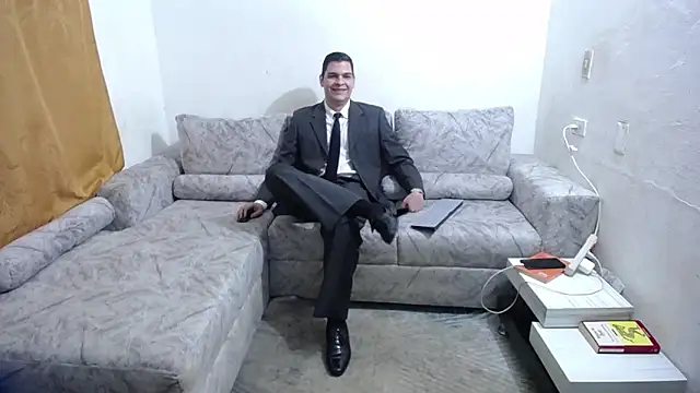 Victor Maitland online show from October 2025 03:36:02 AM