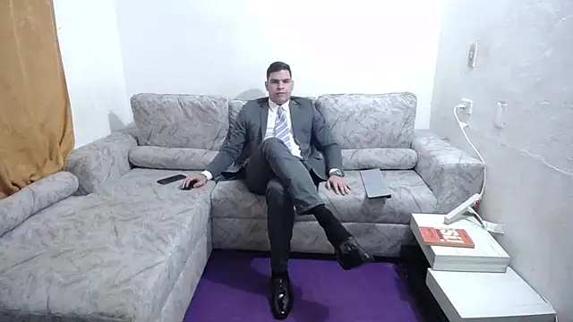Victor Maitland online show from May 2026 08:14:01 PM