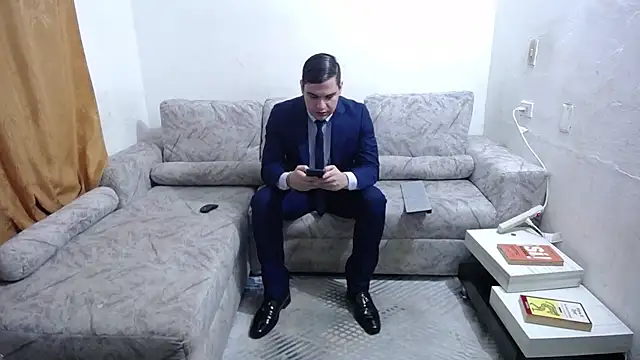 Victor Maitland online show from June 2026 09:03:02 PM