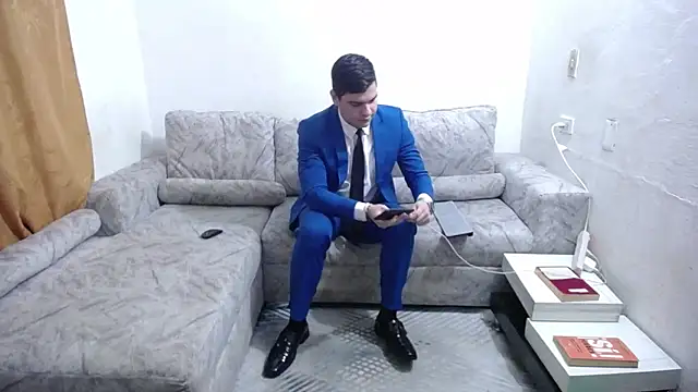 Victor Maitland online show from June 2026 08:13:02 PM