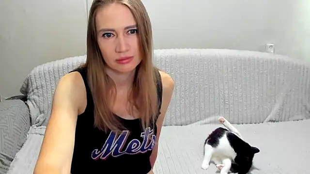 JessFoxxx online show from May 2026 04:32:02 AM