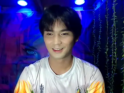 Snapshot of miss_lolalops chatting on December 2025 03:17:02 PM miss lolalops online show from December 2025 03:17:02 PM