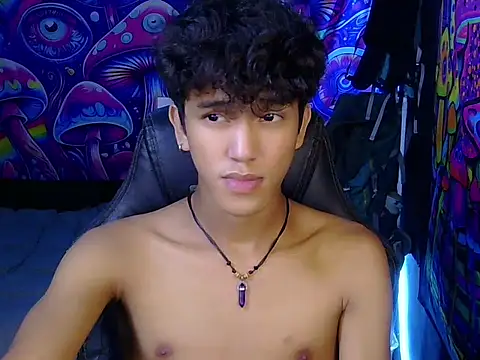 Snapshot of kenbigcockxx chatting on June 2026 03:23:01 PM kenbigcockxx online show from June 2026 03:23:01 PM