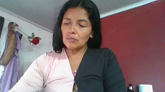 DianaOchoa  online show from April 2026 08:40:02 PM