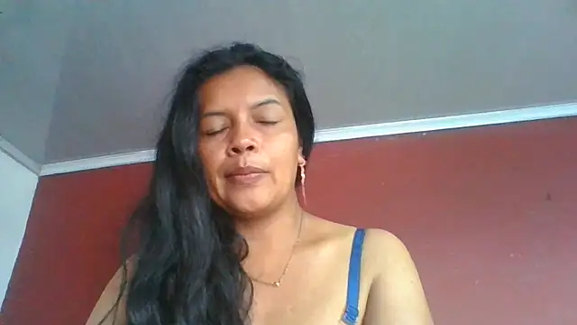 DianaOchoa  online show from June 2026 12:00:02 PM