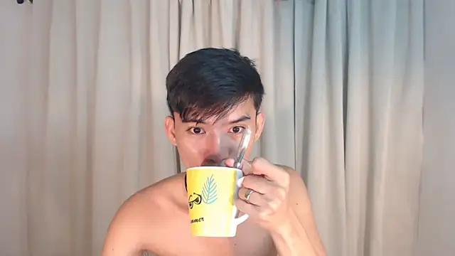 Snapshot of asian_dai chatting on September 2025 09:15:01 PM asian dai online show from September 2025 09:15:01 PM